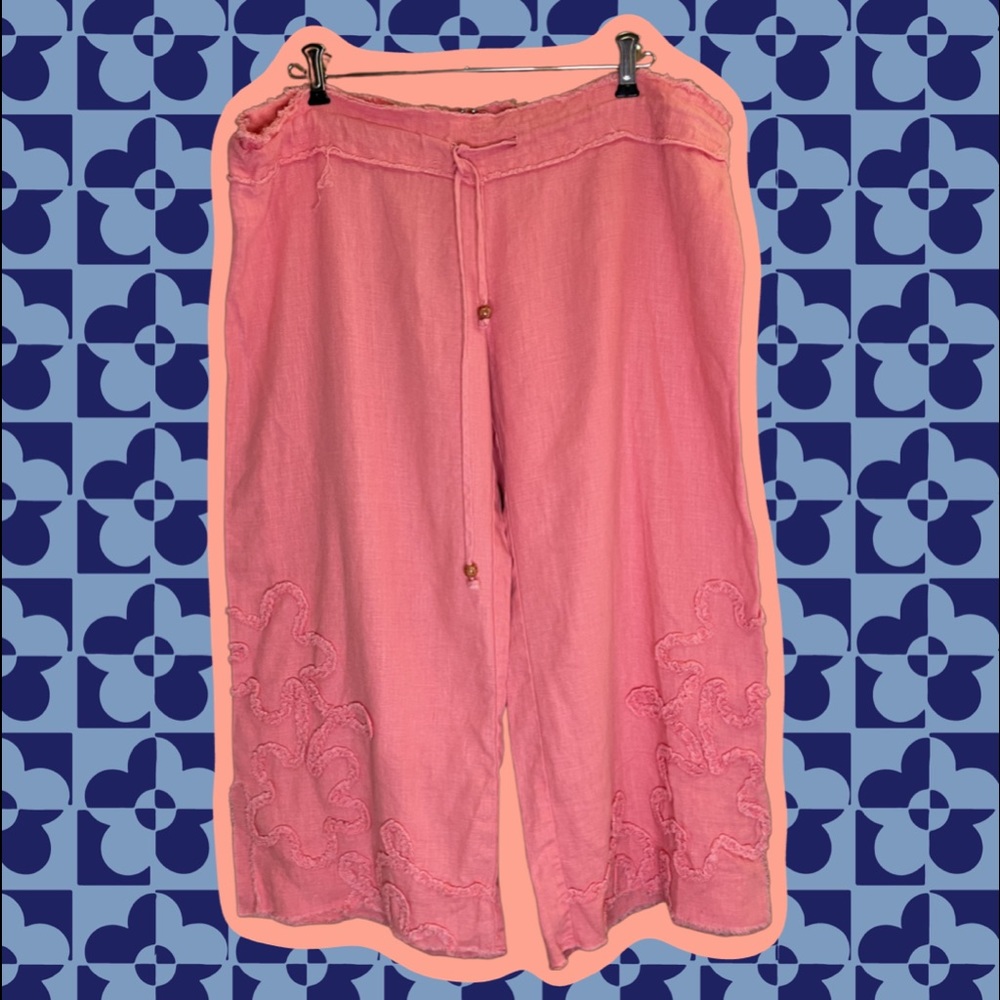 Pink 100% linen Capri pants.